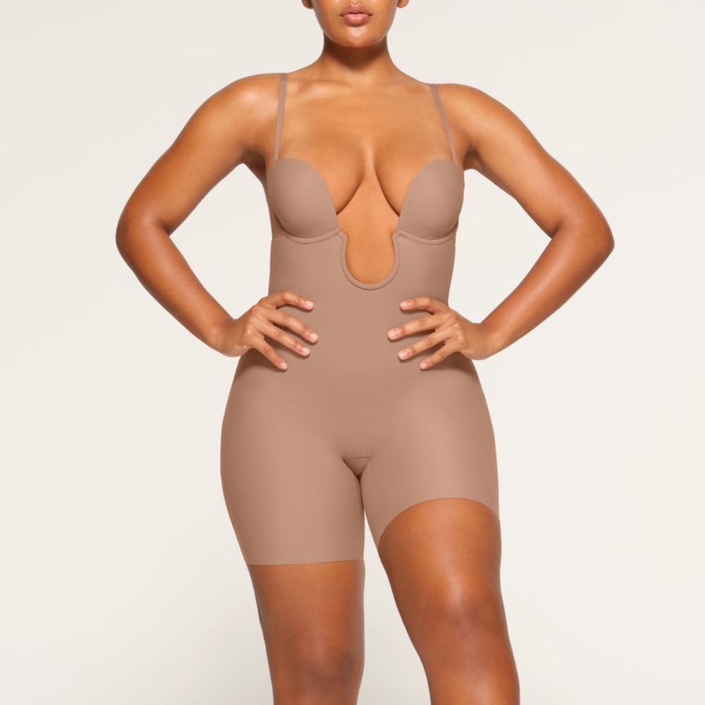 SKIMS DEEP PLUNGE SHAPEWEAR MID THIGH BODYSUIT